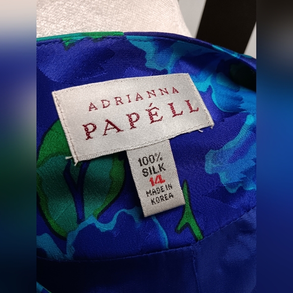 Adrianna Papell silk 2pc set - Picture 10 of 10